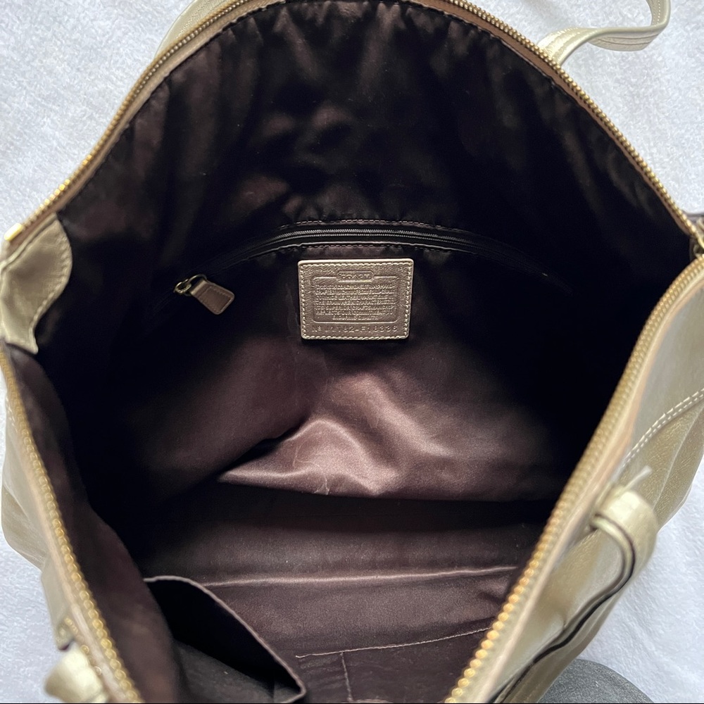 Coach Gold Leather Laura Embossed C Tote Bag - Picture 8 of 15